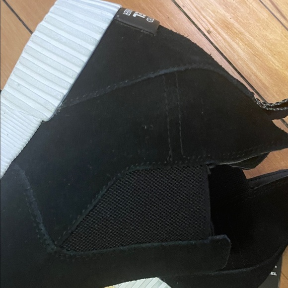 New Sorel Out N About Slip-On Wedge Shoe II Black Boots - Picture 14 of 14